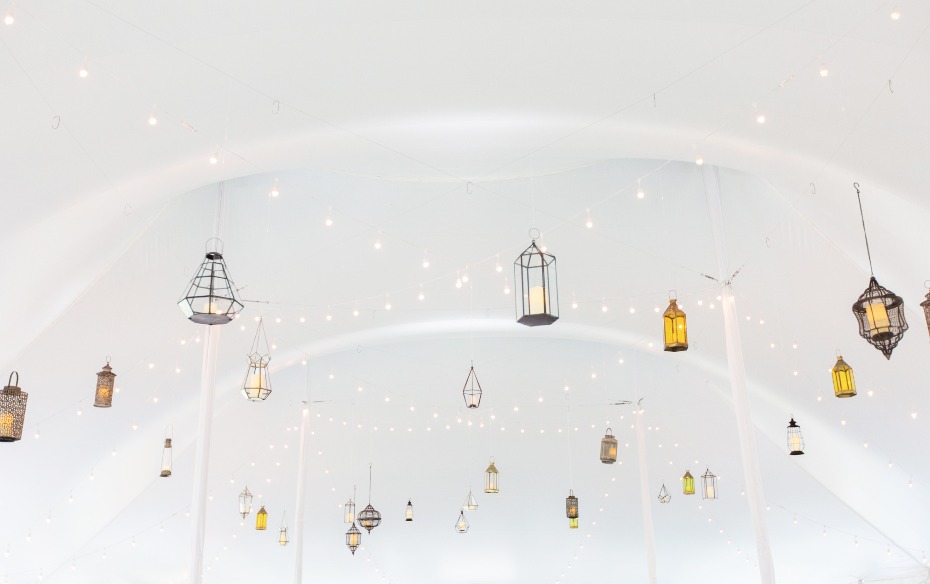 floating lantern wedding lights