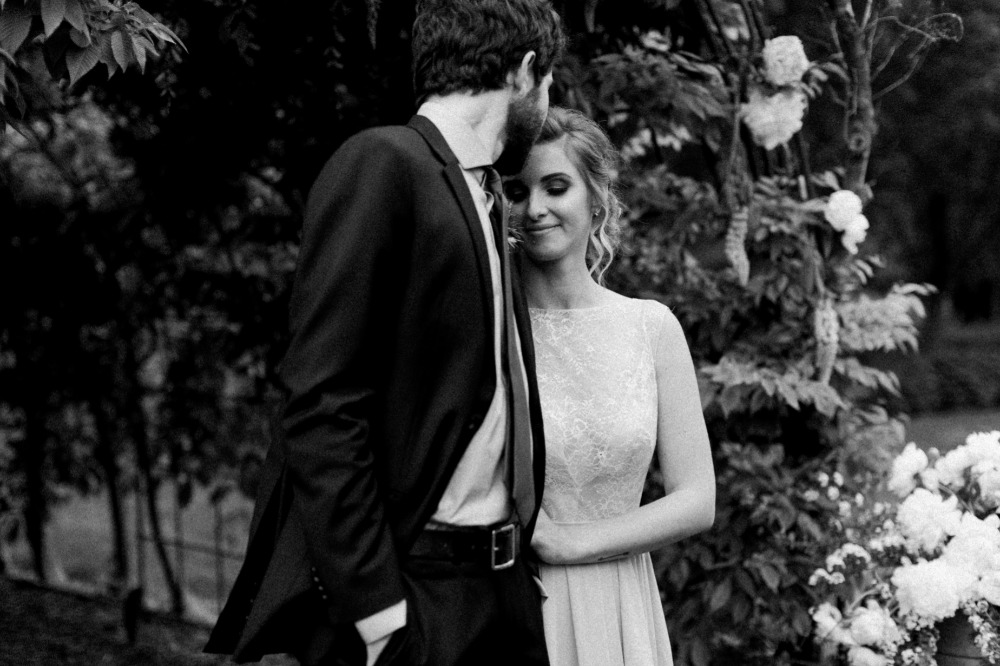 villa-terrace-is-an-italian-wedding