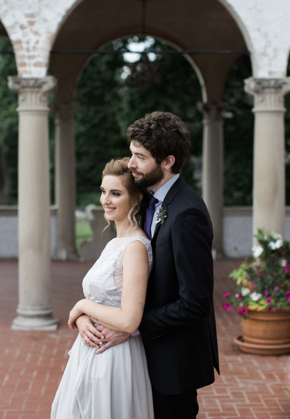 villa-terrace-is-an-italian-wedding