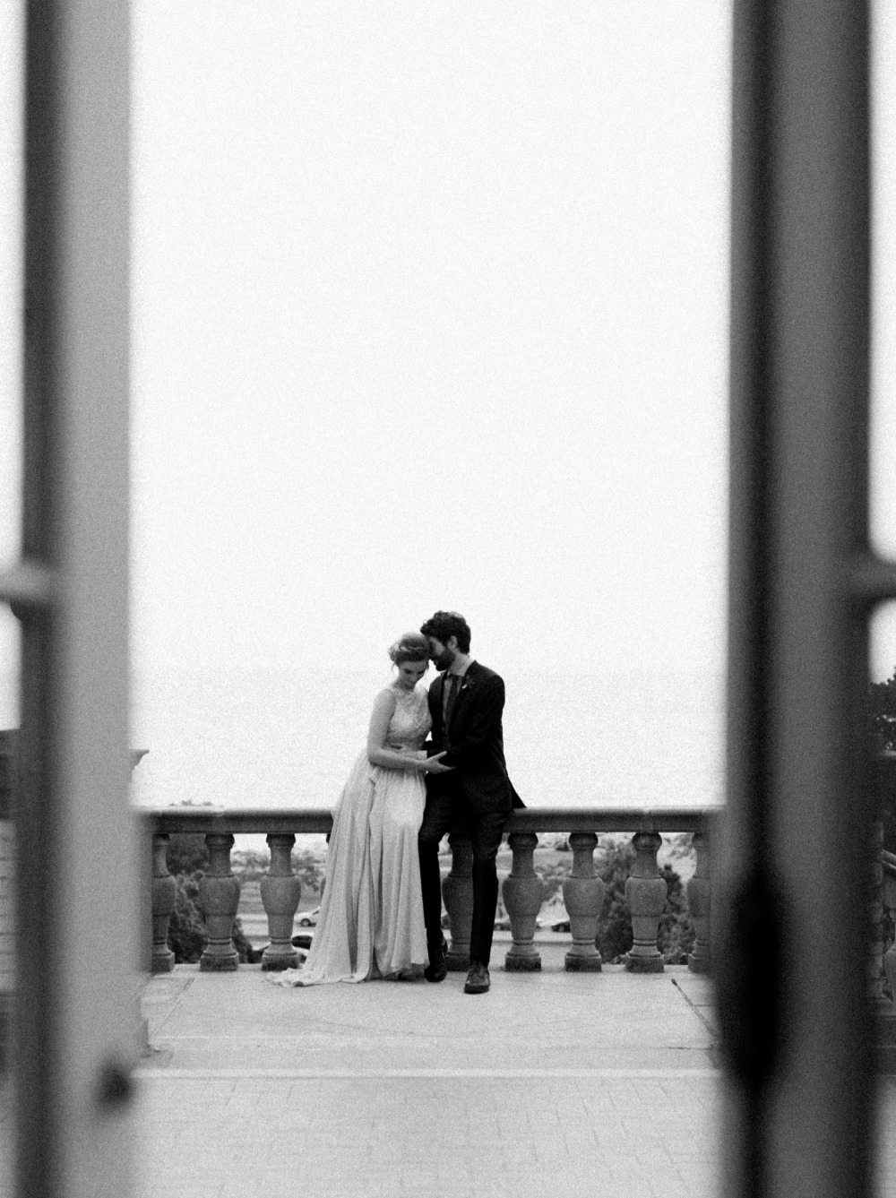 villa-terrace-is-an-italian-wedding