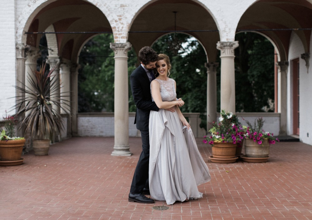 villa-terrace-is-an-italian-wedding