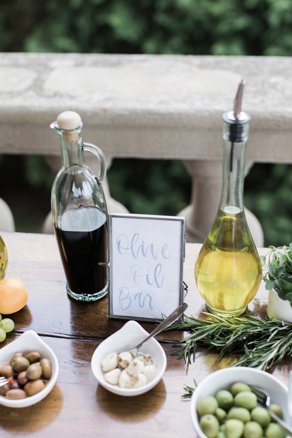 villa-terrace-is-an-italian-wedding