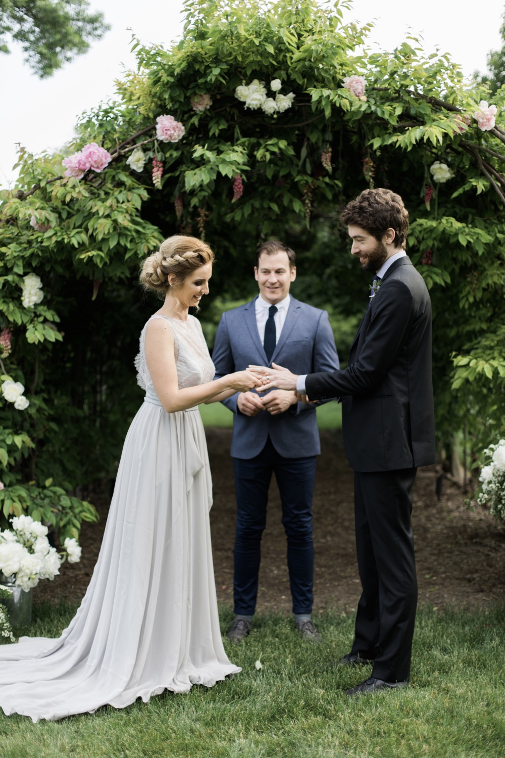 villa-terrace-is-an-italian-wedding