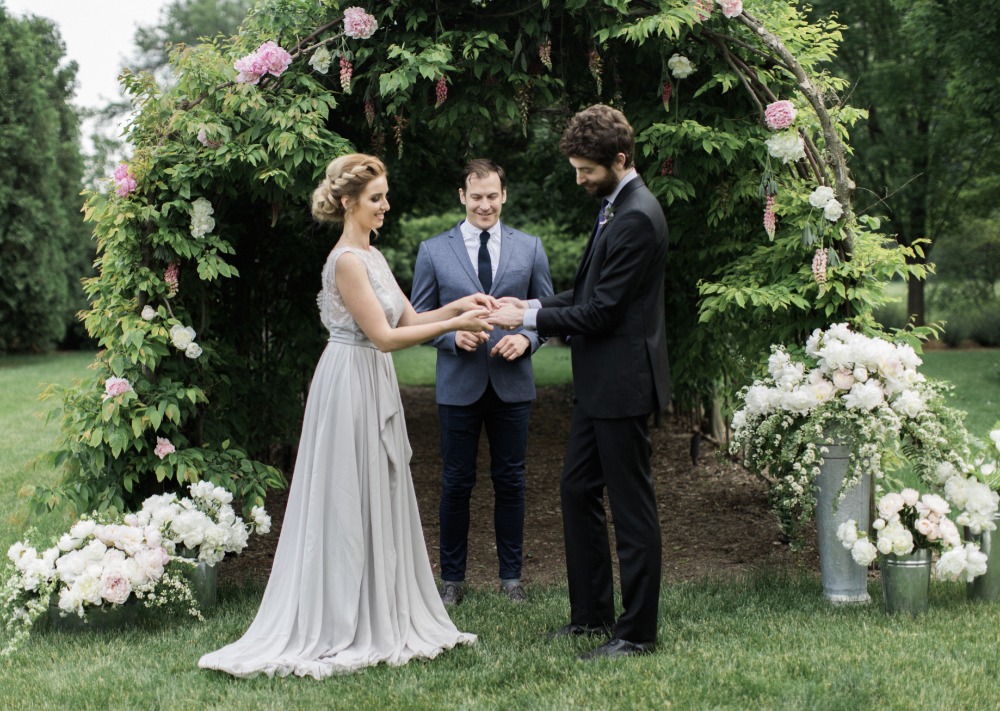 villa-terrace-is-an-italian-wedding