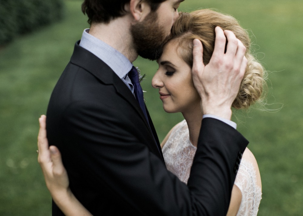 villa-terrace-is-an-italian-wedding