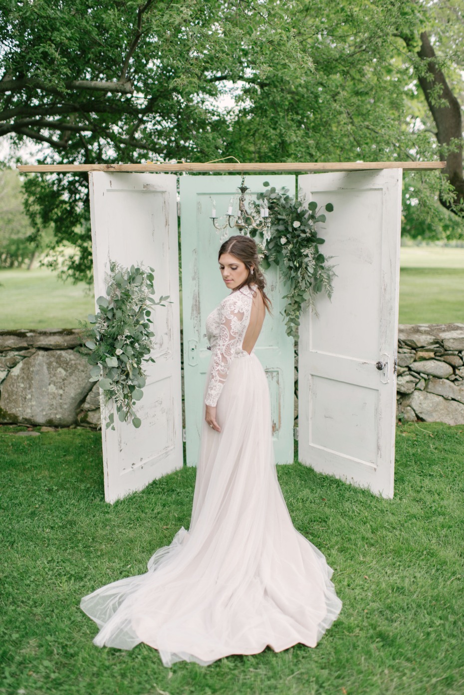 vintage style wedding door backdrop