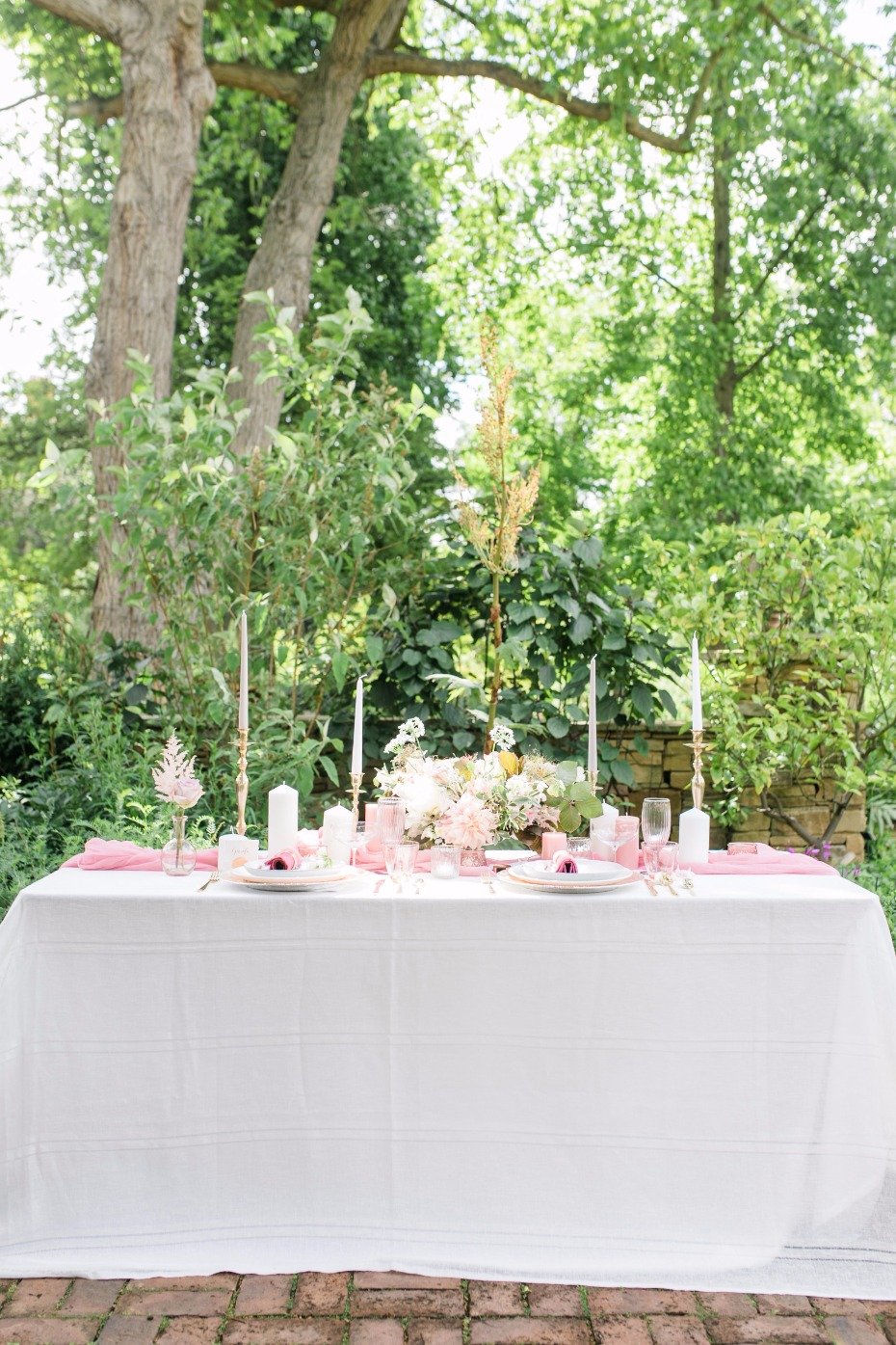 Pink and gold tablescape