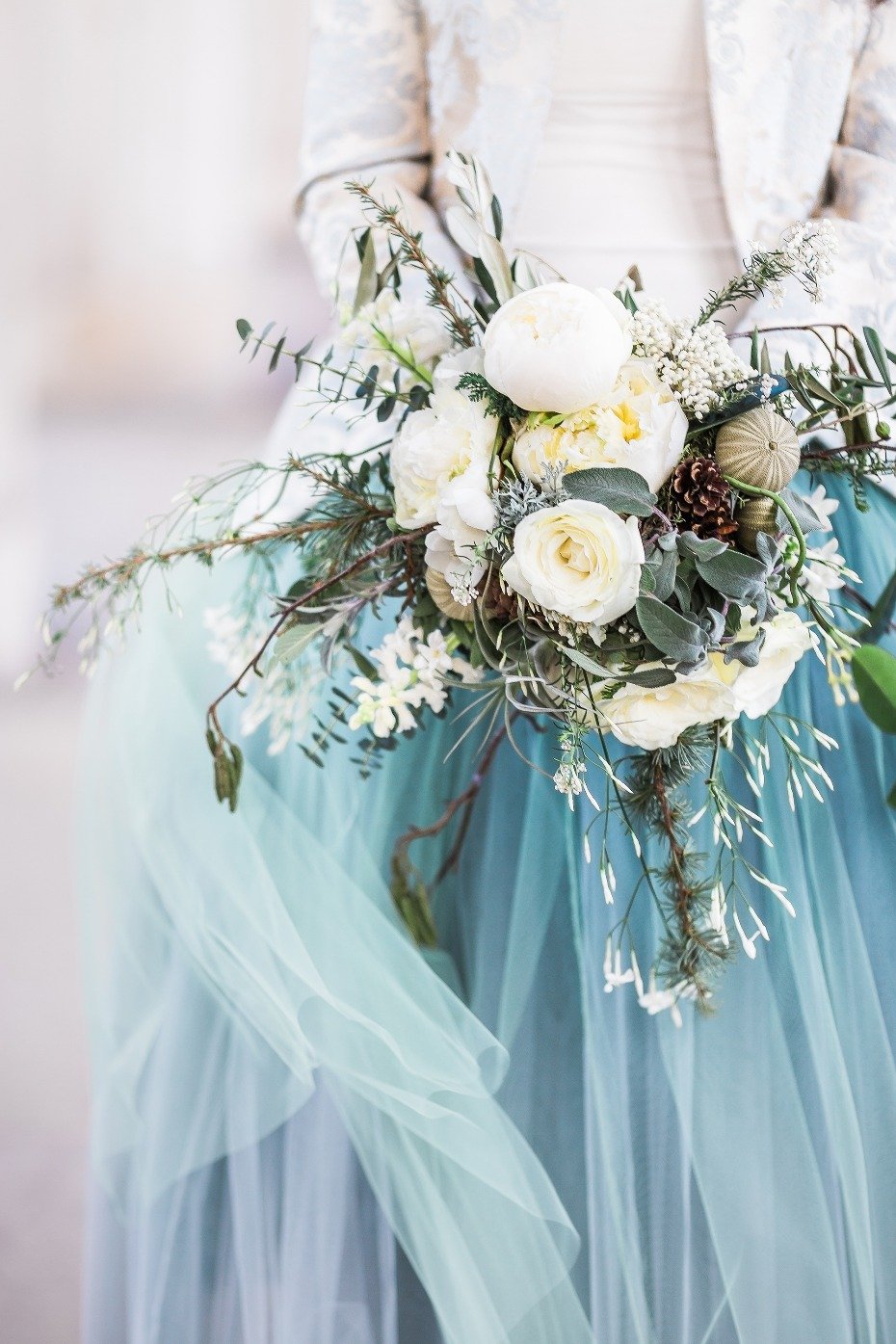Gorgeous bouquet and blue tulle skirt