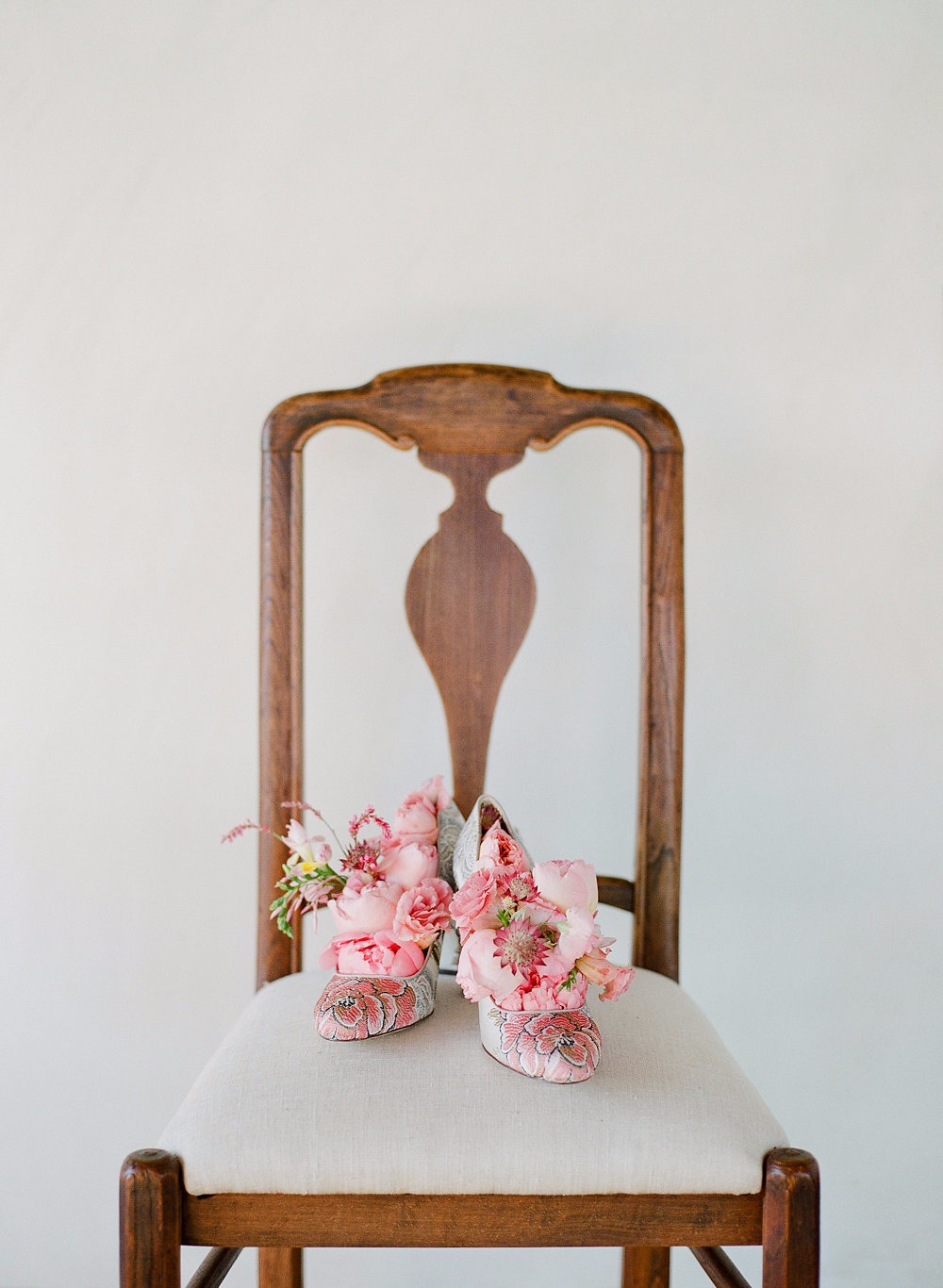 7-fabulous-ways-to-use-flowers-on-your