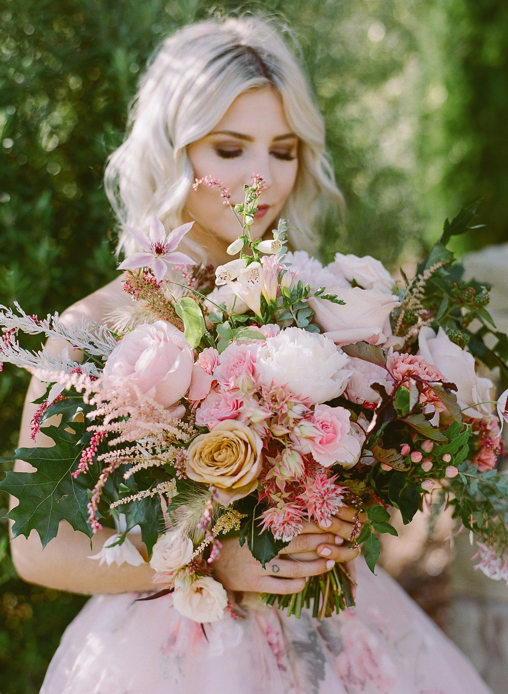 7-fabulous-ways-to-use-flowers-on-your
