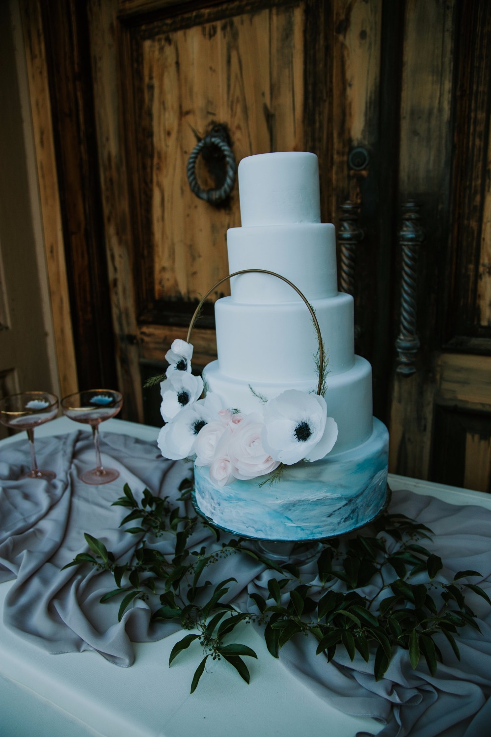 8-ways-to-use-romance-amp-roses-on