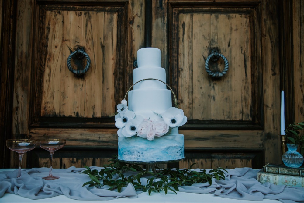 8-ways-to-use-romance-amp-roses-on