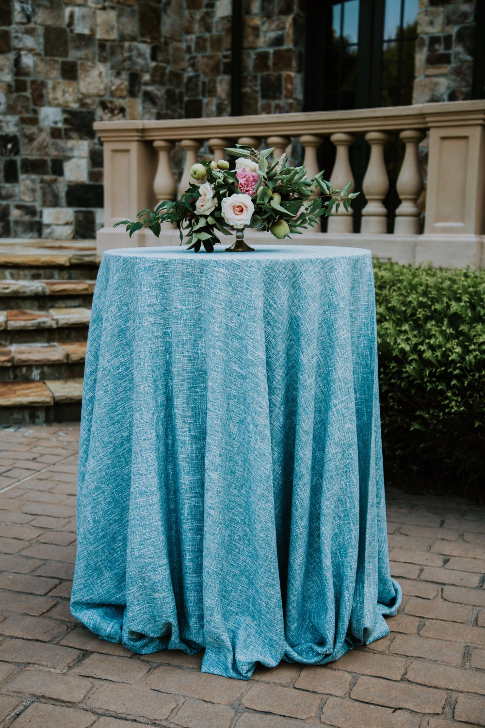 8-ways-to-use-romance-amp-roses-on