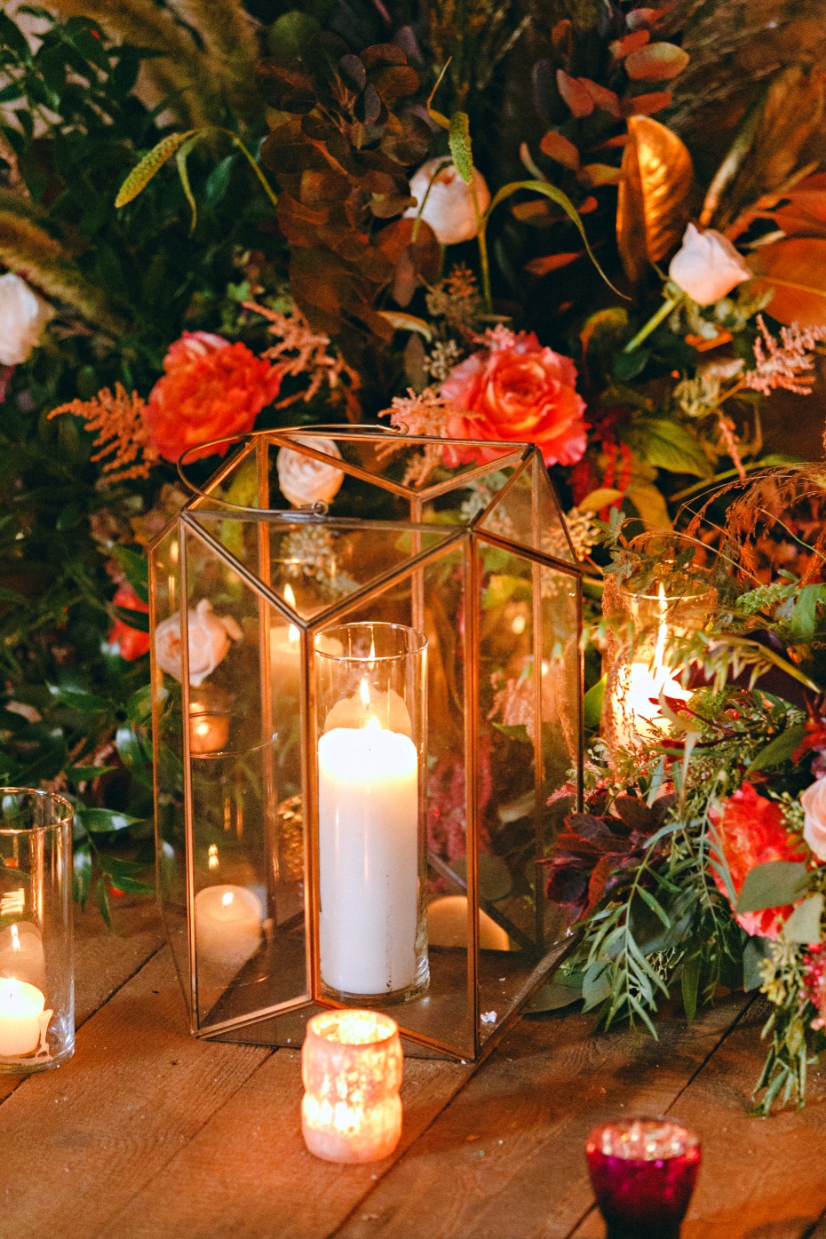 glowing candles fall wedding decor