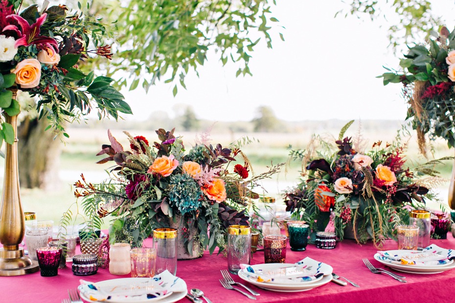 burgundy and gold fall wedding centerpieces
