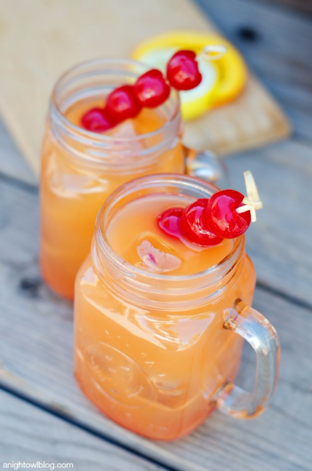 coconut-rum-punch-drink-recipe