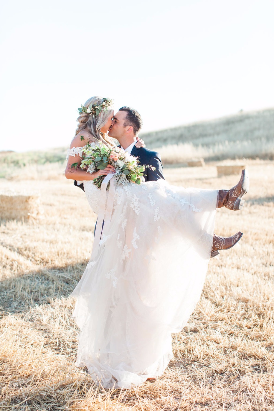 Gorgeous country chic wedding