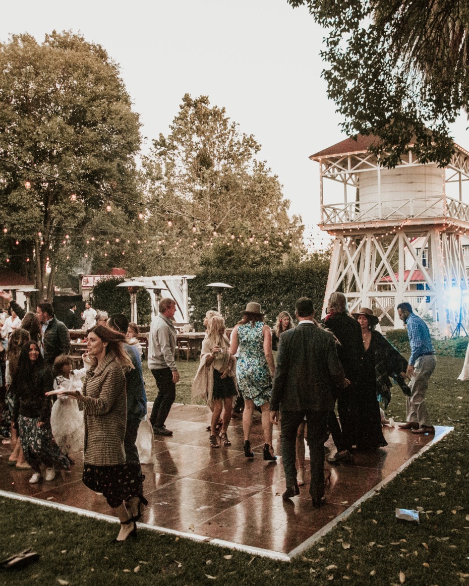 outdoor wedding dance floor