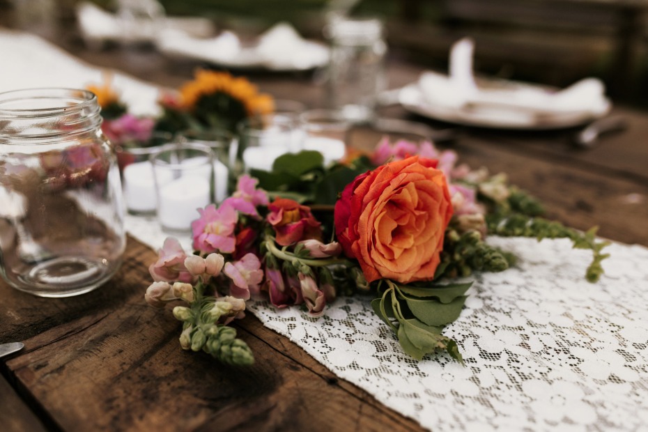 boho style wedding table decor