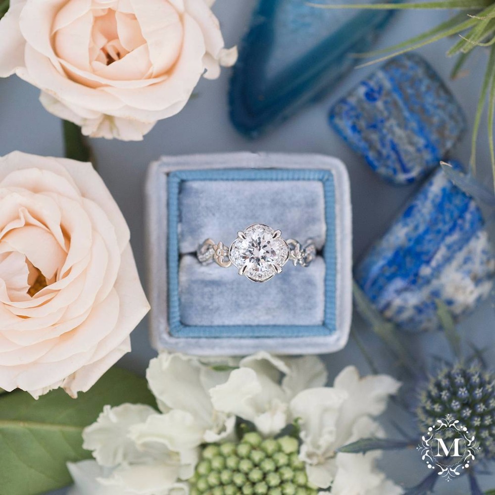 free-mrs-box-with-a-mars-fine-jewelry