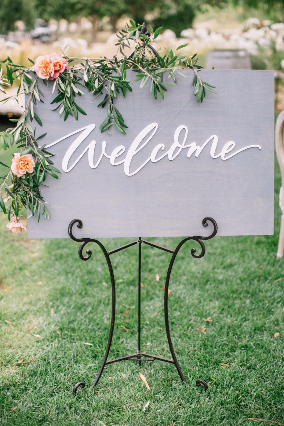 Modern welcome wedding sign