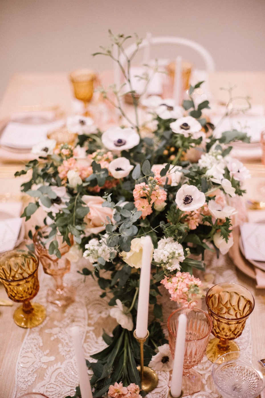 elegant vintage chic wedding table decor