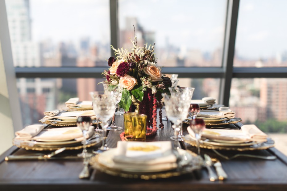 gold and burgundy fall wedding table