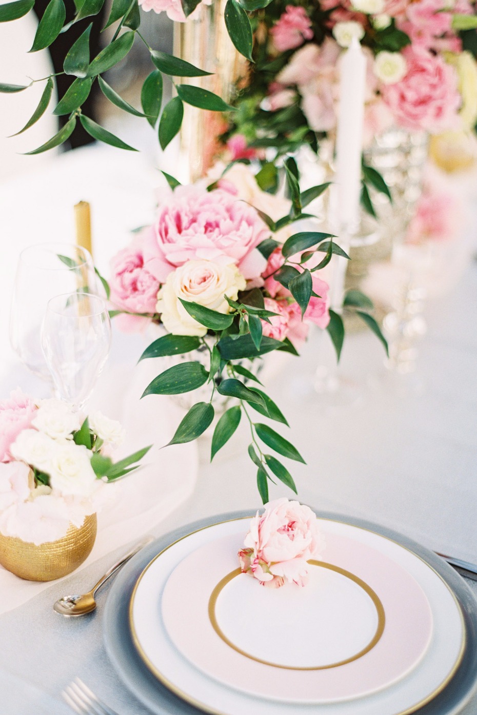 pink and gold modern wedding table