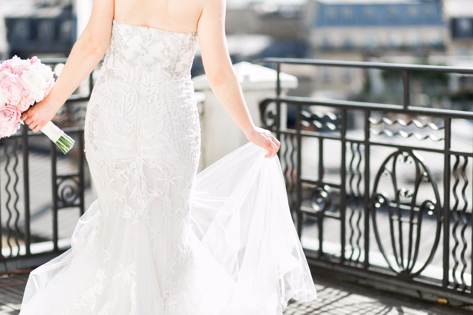 wedding gown