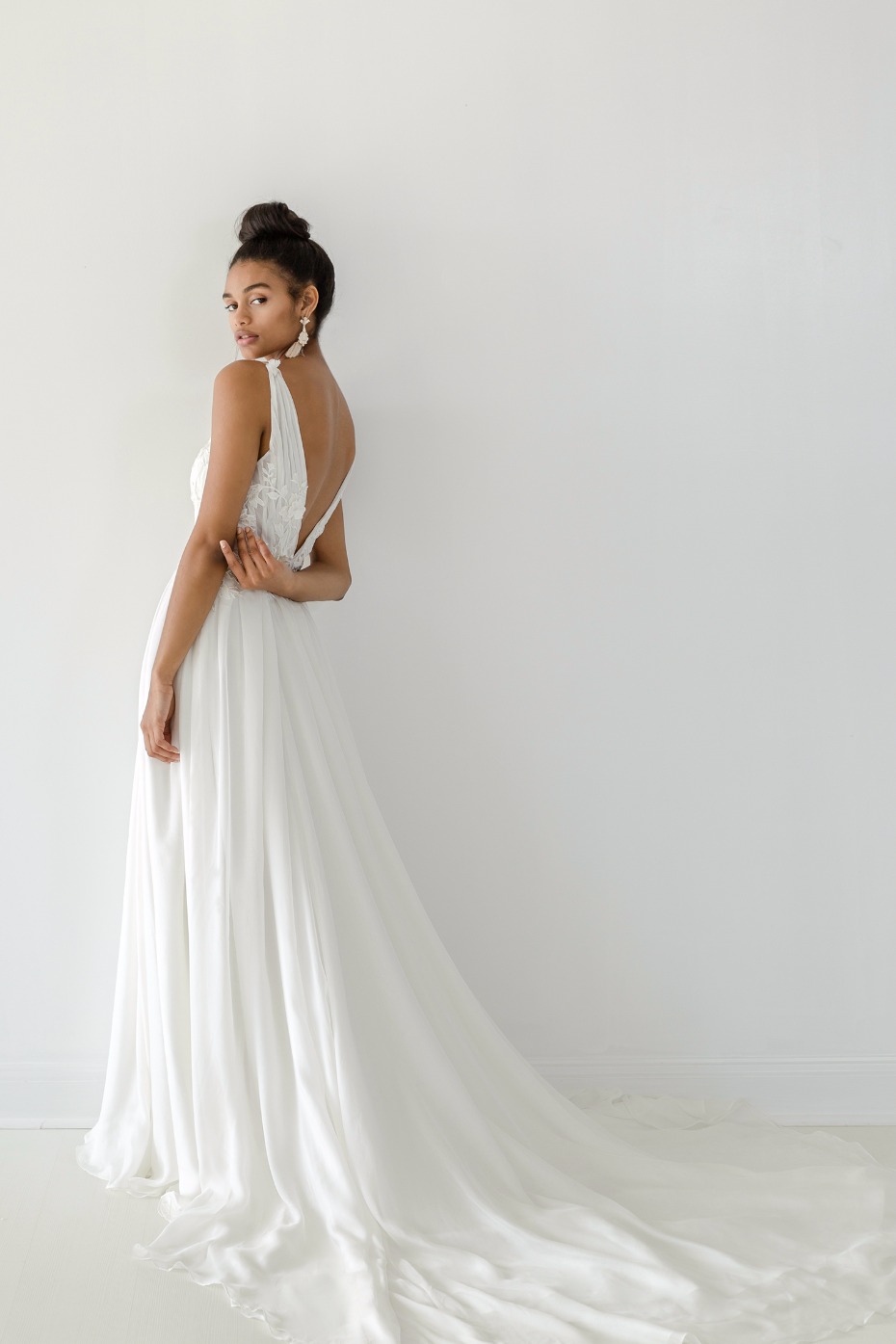 Ivy & Aster Fall 2018 Bridal Collection Yvonne