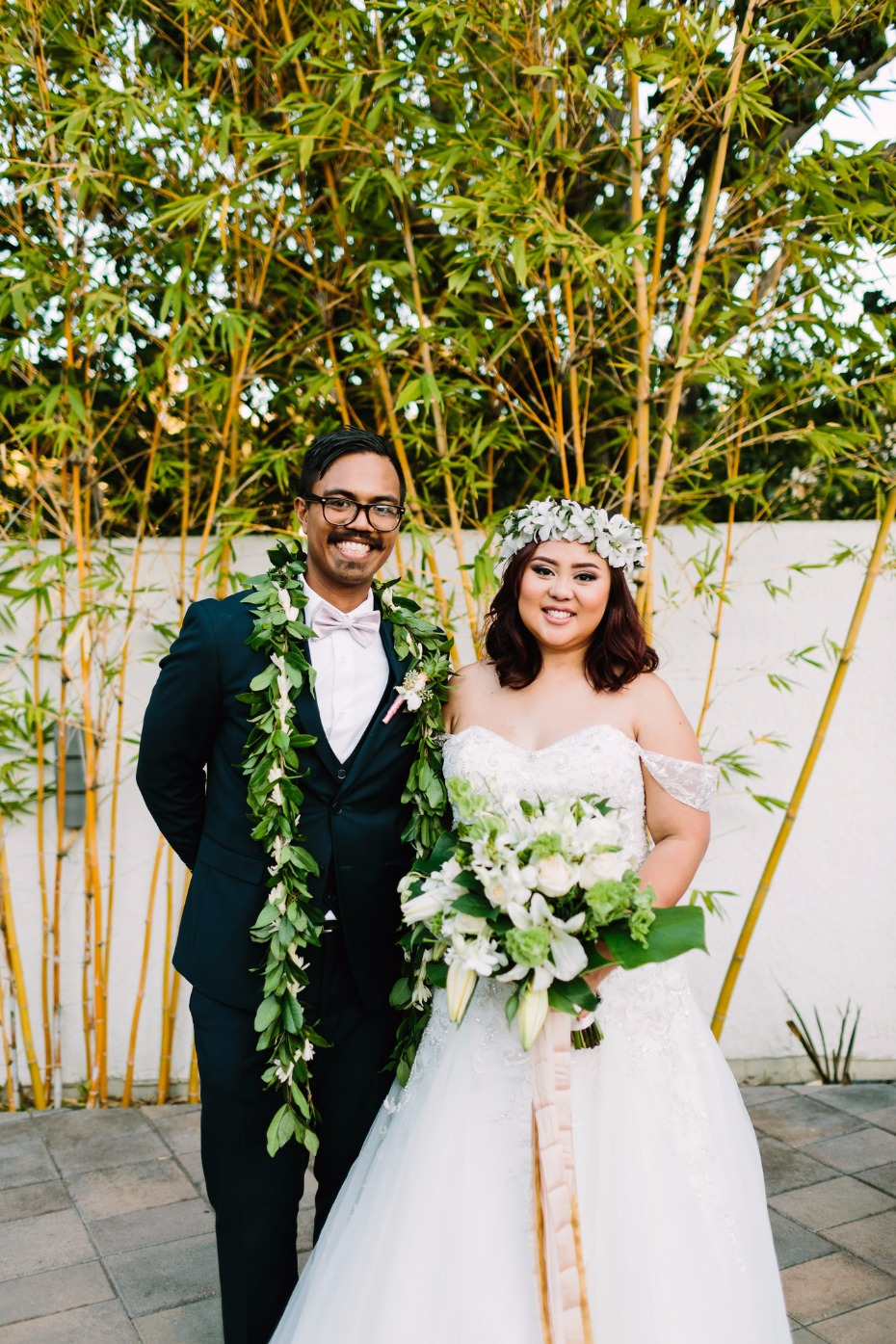 Tropical white, gold and green wedding