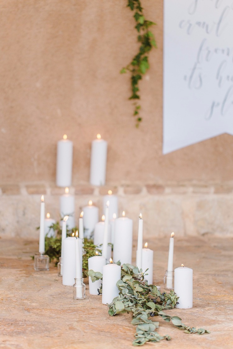 Minimalist Wedding Ideas for the Alternative Bride & Groom