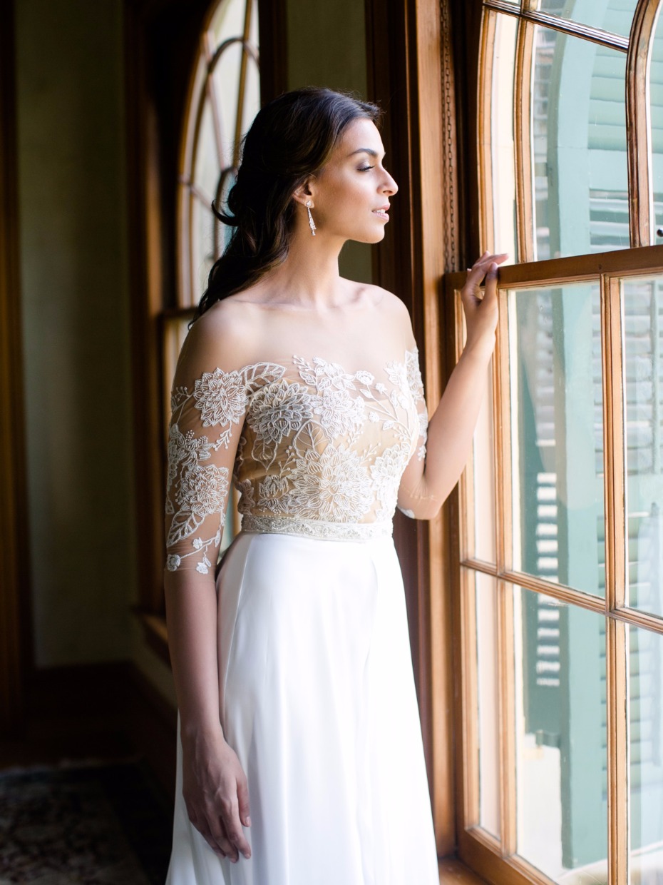 Beautiful off-shoulder gown from Rebecca Schoneveld