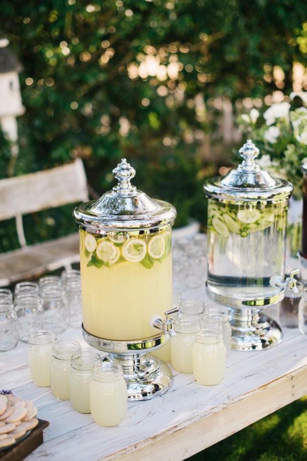 skinny-spiked-sparkling-lemonade-drink-recipe