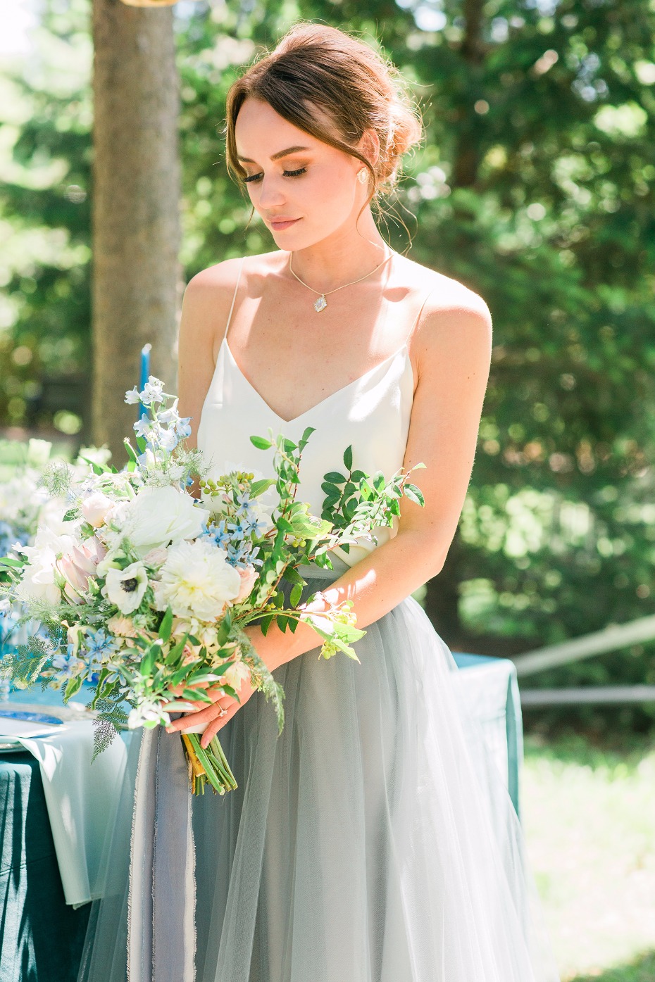 Simple and sophisticated bridal look
