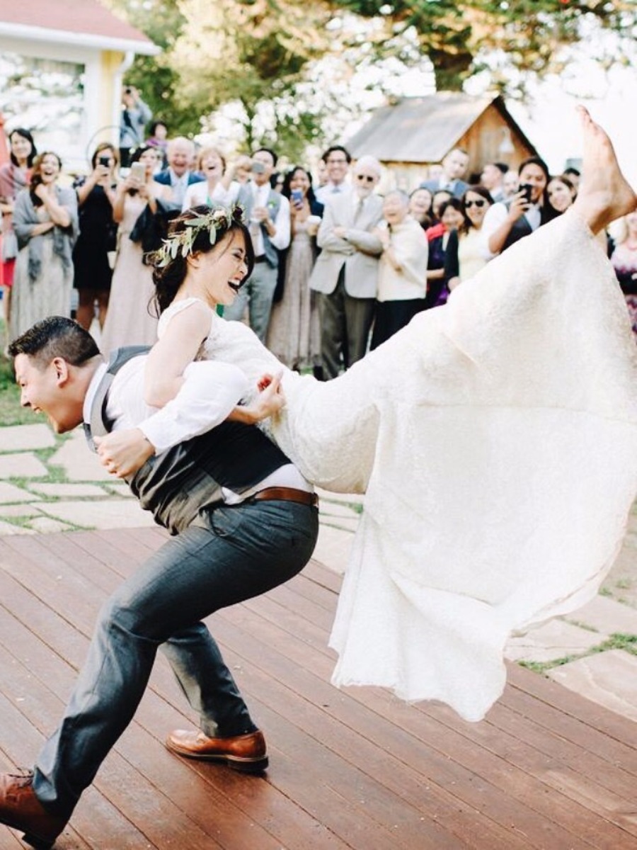 14 Country Songs Perfect For Your First Dance