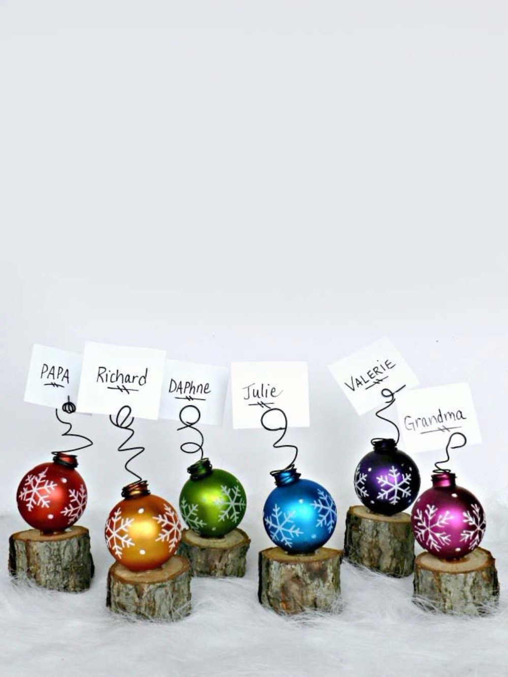 15-ornament-place-card-holders
