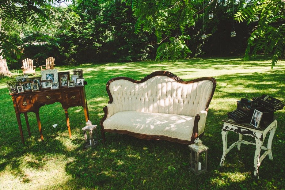 vintage wedding lounge for your wedding day