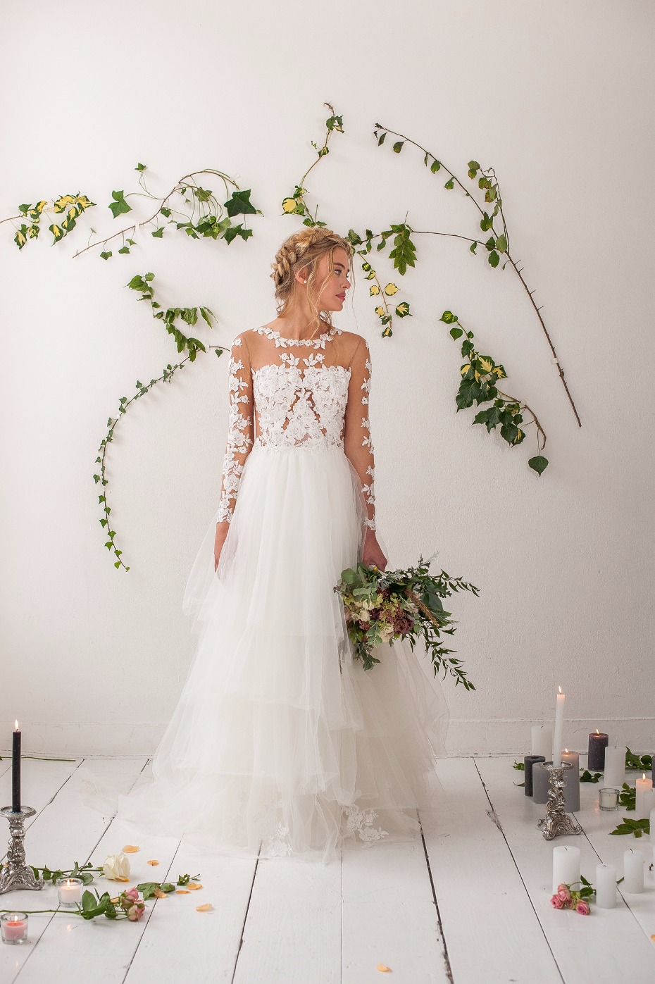Tulle and lace wedding dress from Olvi's