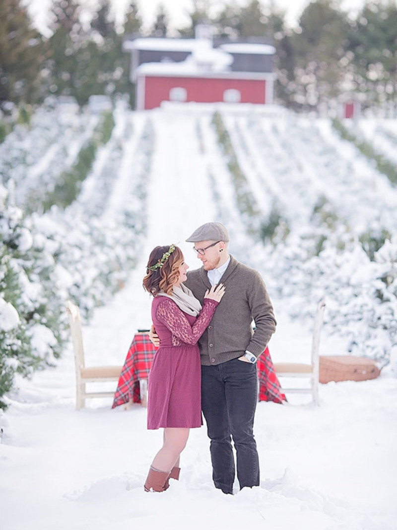 6-winter-time-engagement-ideas-weddingchicks