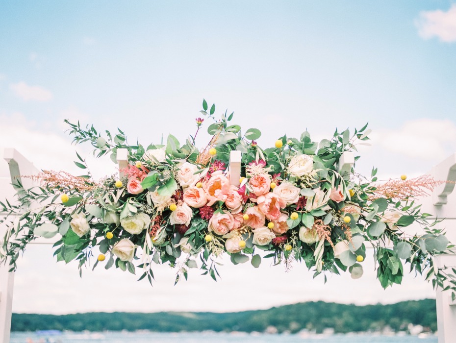 cascading floral decor for your wedding arch