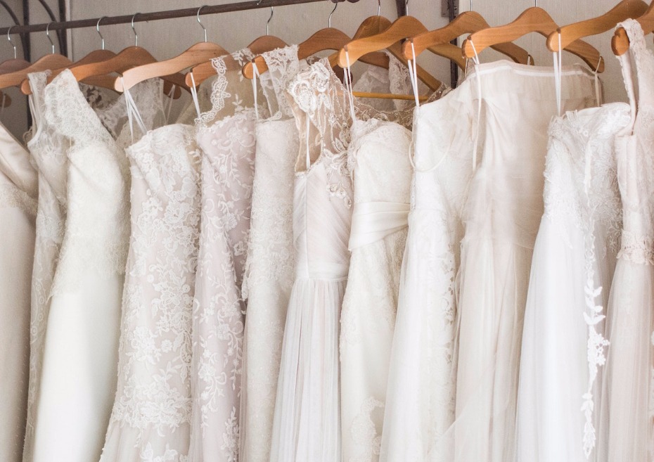 Reasons to Consider Shopping Solo For Your Wedding Dress