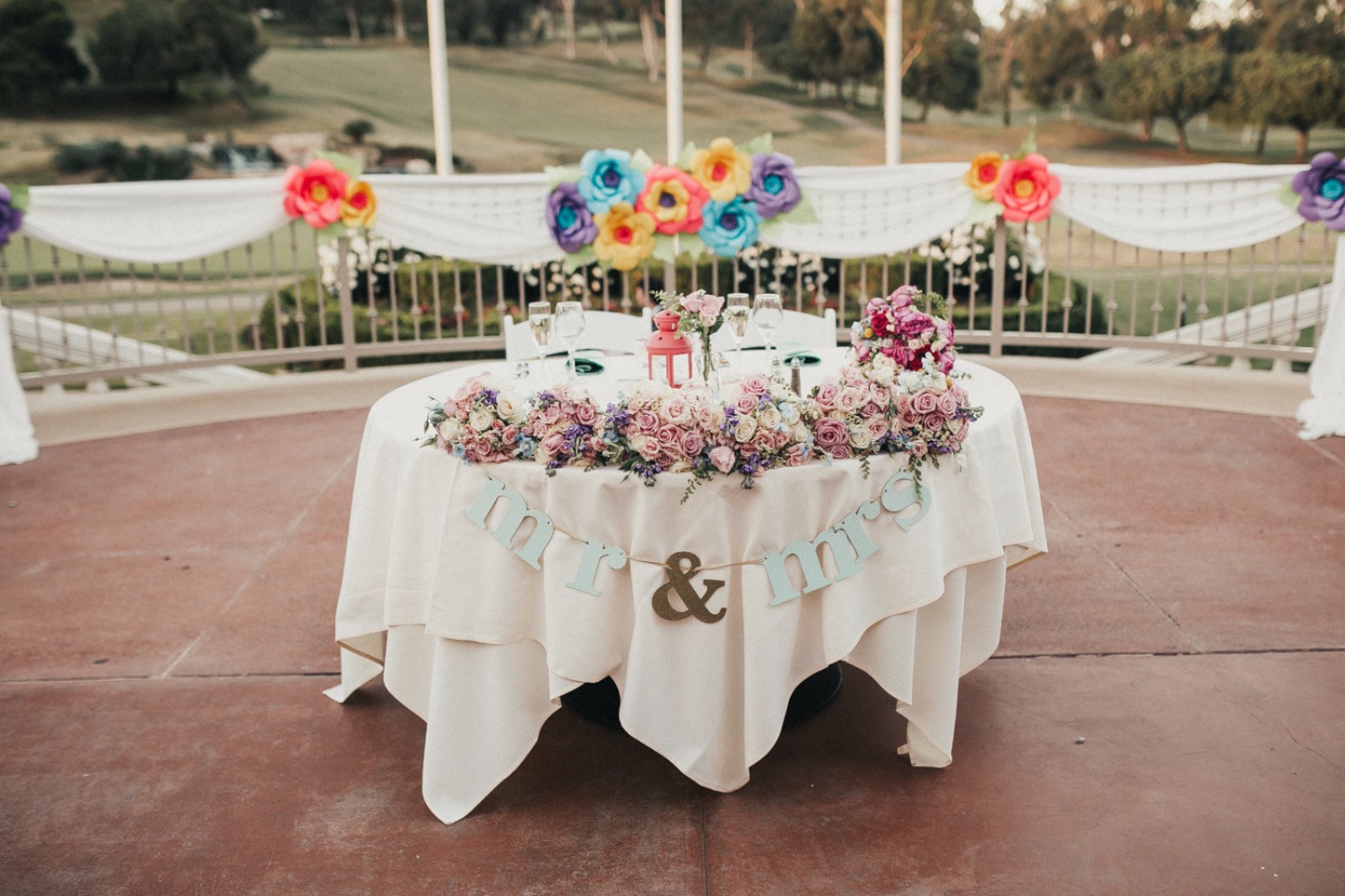 cute-and-creative-wedding-with-a