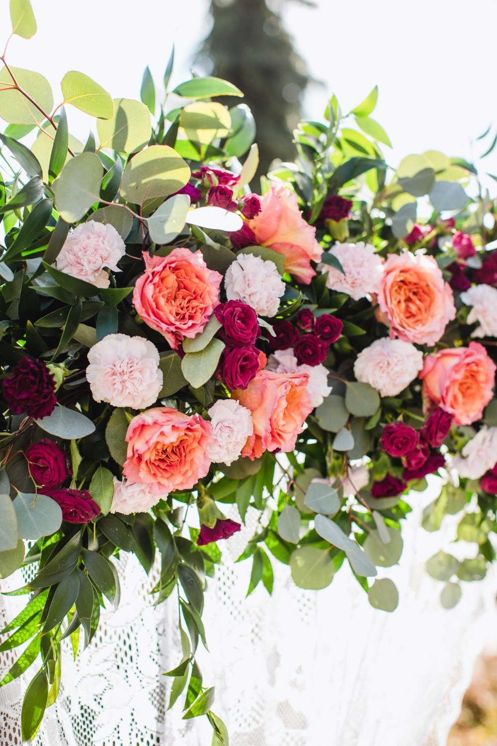 diy-wedding-arbor-from-fiftyflowers-com