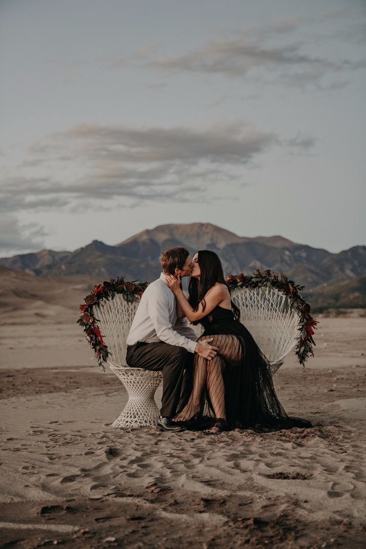 Fall In Love With The Desert With This Autumnal Engagement Shoot