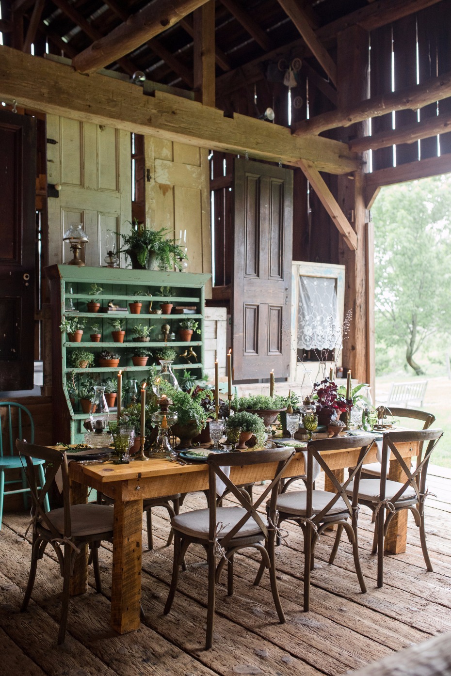 rustic chic table in the barn of Fox Hill Farms