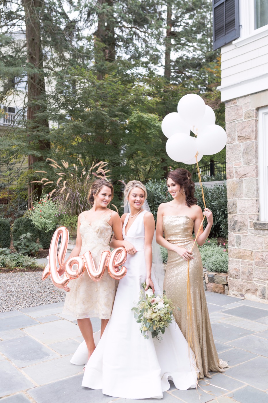 cute bridal party wedding photo ideas