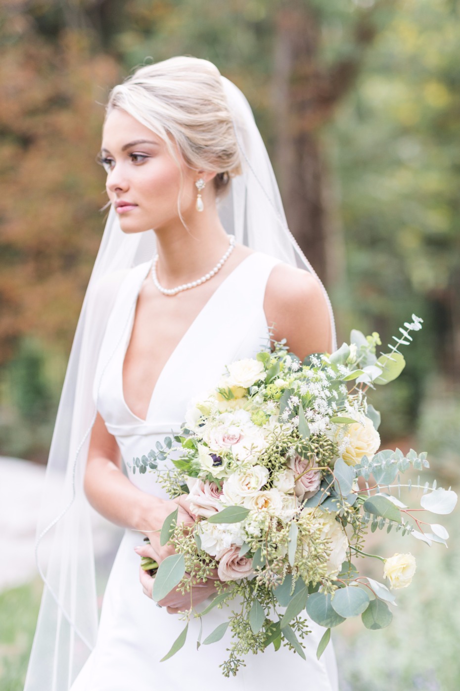 chic and put together bridal style