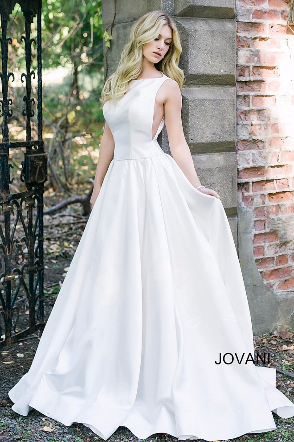 have-you-seen-the-gorgeous-gowns-from