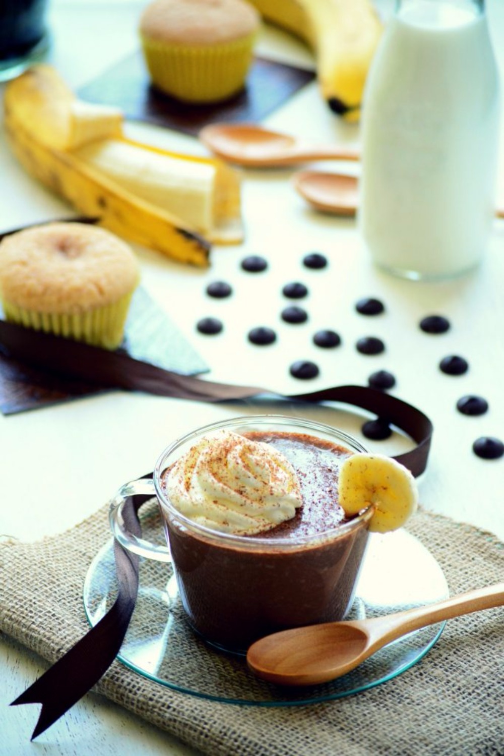 hotcocoaroundup_banana-split-hot-chocolate-main2
